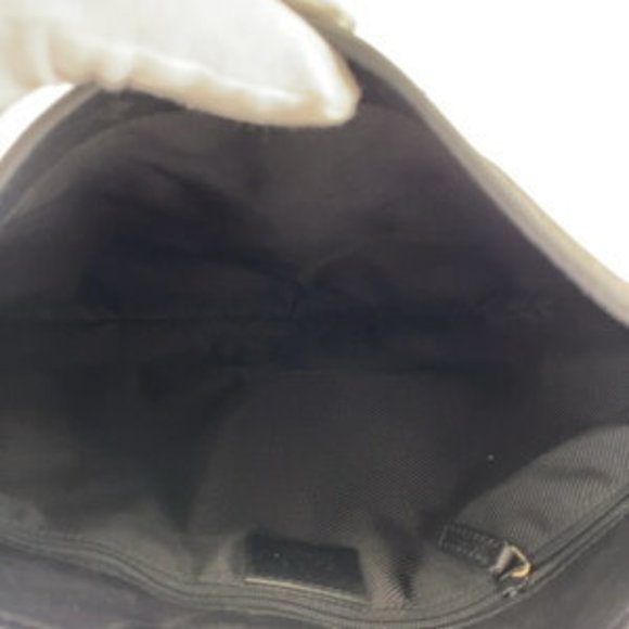 GUCCI Jackie Black GG Shoulder Bag - Picture 6 of 9